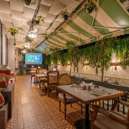 Arnna Hotel - Goregaon 뭄바이 외부 사진