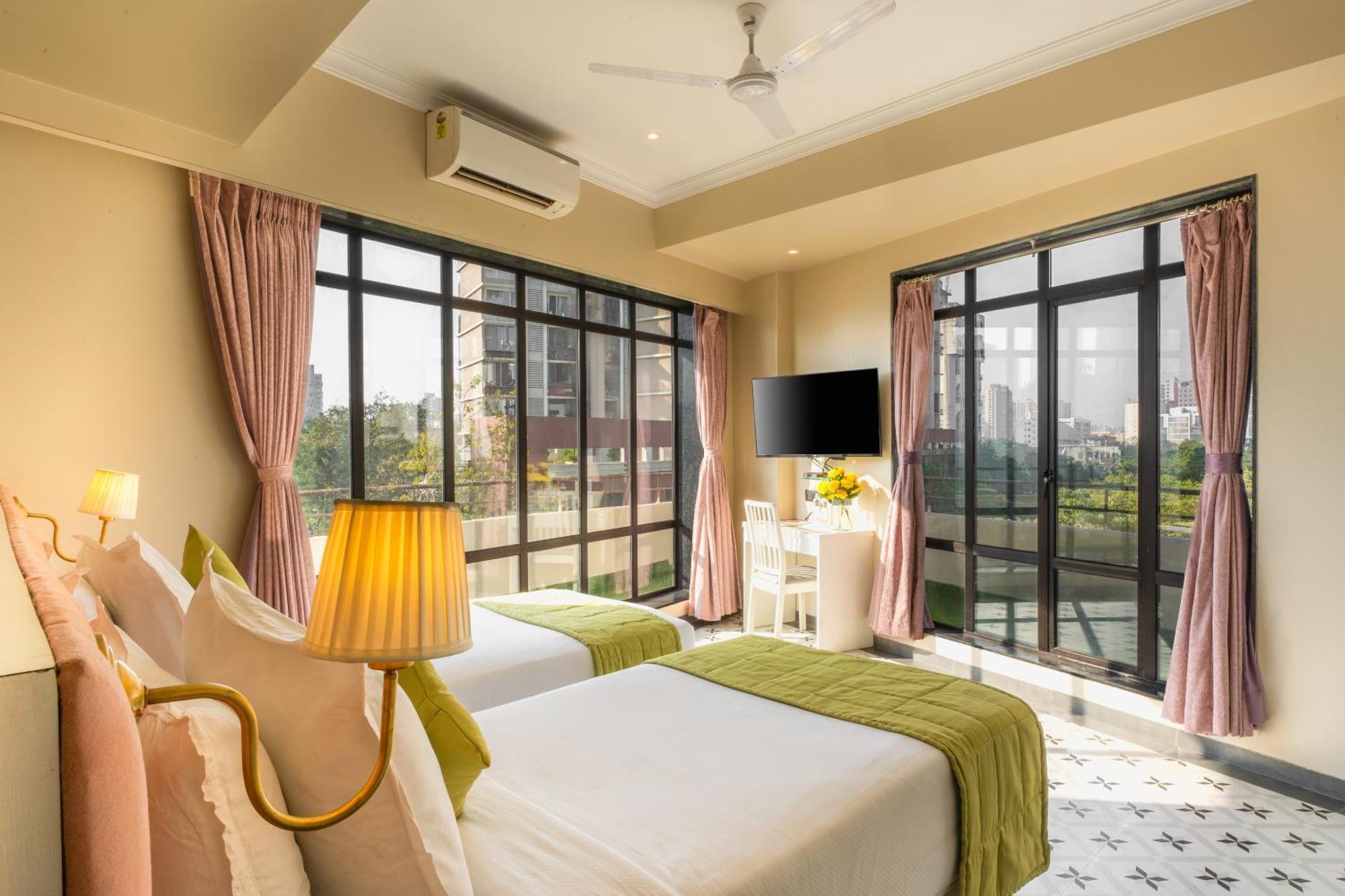 Arnna Hotel - Goregaon 뭄바이 외부 사진